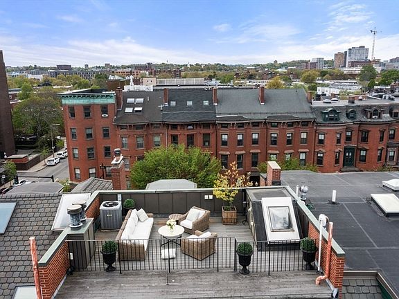 2nd image of 578 Massachusetts Ave #4