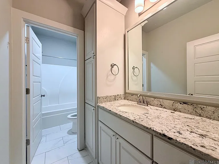 6643 Silver Oak Dr — Photo 17