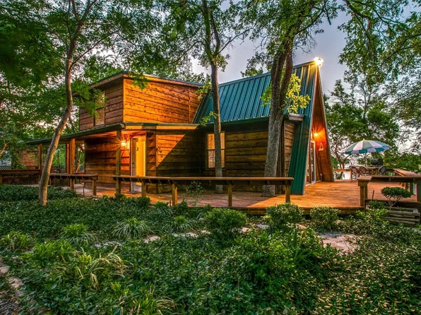 4200 Lakewood Dr, Fort Worth, TX 76135