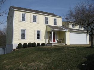 3 Banbury Dr, Athens, OH 45701