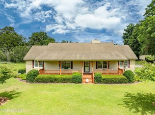 206 N 1st Ave, New Bern, NC 28560