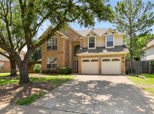 1813 Autumndale Dr, Grapevine, TX 76051
