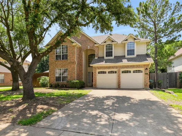 1813 Autumndale Dr, Grapevine, TX 76051