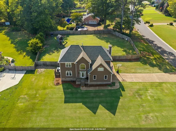 9222 Turtle Point Dr, Killen, AL 35645