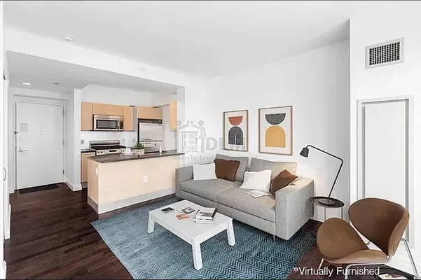 Rented by Oxford Property Group | media 6