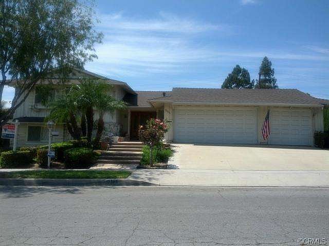 2nd image of 12305 Oxford Dr