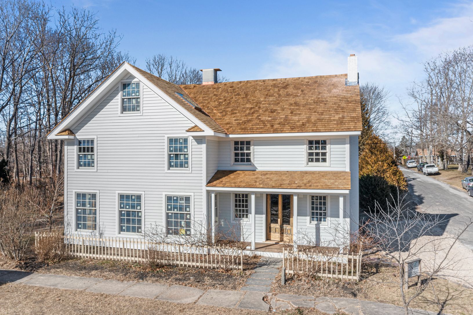  Classic farmhouse located in New Suffolk