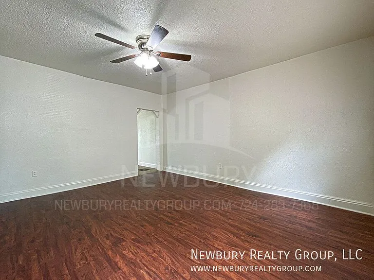 37 Hickory St — Photo 7
