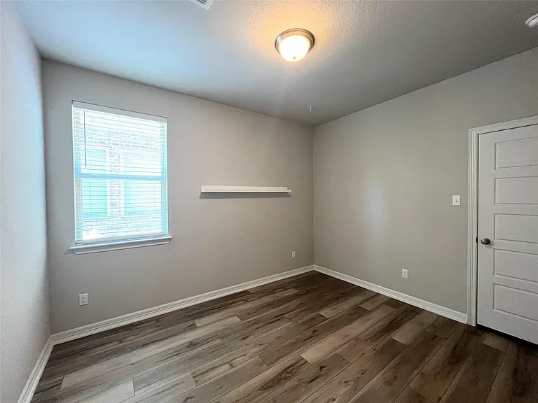 2101 Dillon Pond Ln #B — Photo 25