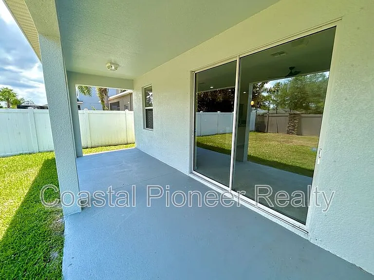 2123 Roanoke Springs Dr — Photo 38