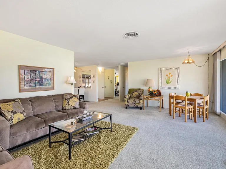 43420 Illinois Ave — Photo 15