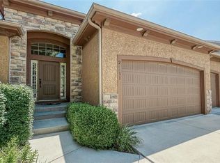 24431 W 91st Ter, Lenexa, KS 66227