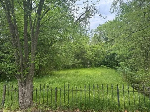 431 Byrne St, Petersburg, VA 23803
