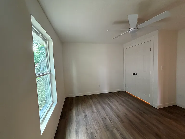 2222 Harding St — Photo 24
