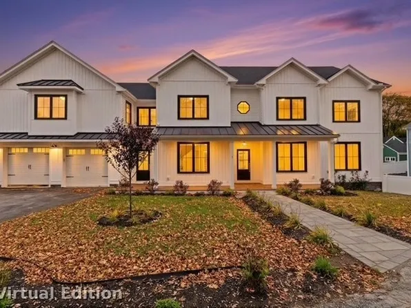 7 Lewis Ct, Hingham, MA 02043