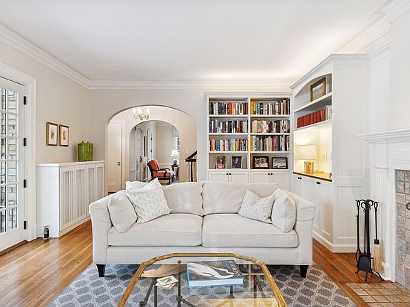 5th image of 4615 Browndale Ave