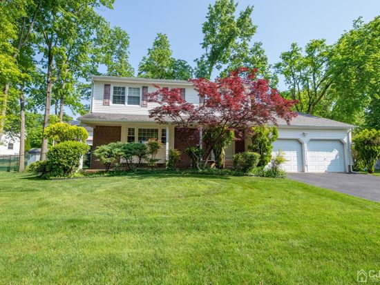 41 Meredith Rd, Piscataway, NJ 08854