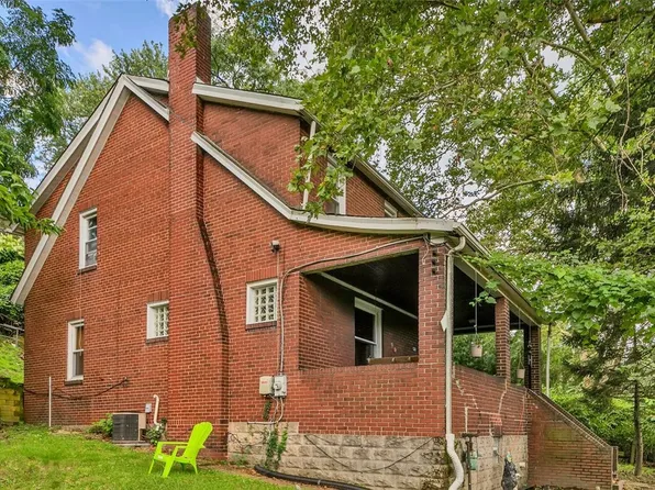 1701 Brinton Ave, Braddock, PA 15104