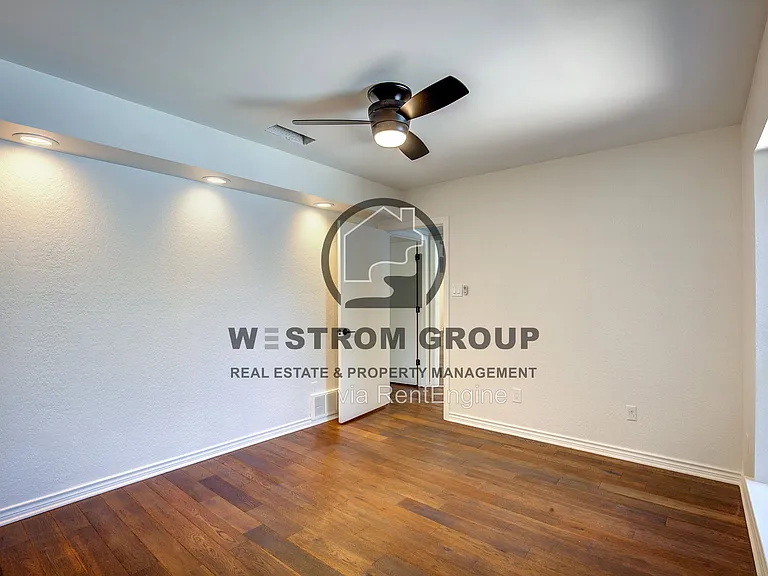 307 Oakmont Dr — Photo 32