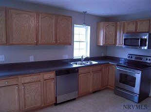 2nd image of 100 Springbuck Dr