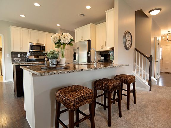 Kingston Traditional Kitchen