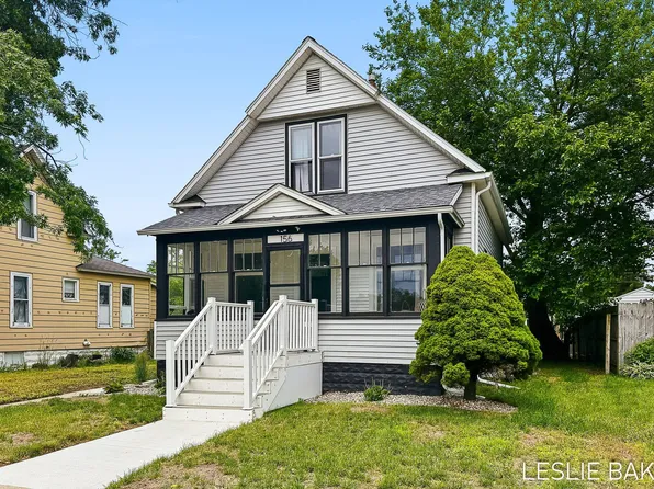 156 W 18th St, Holland, MI 49423