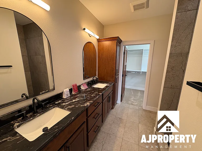 8607 W Shoreline Pl — Photo 10