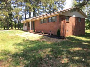 400 Shaw Rd NW, Hartselle, AL 35640