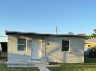 9971 SW 42nd Ter, Miami, FL 33165
