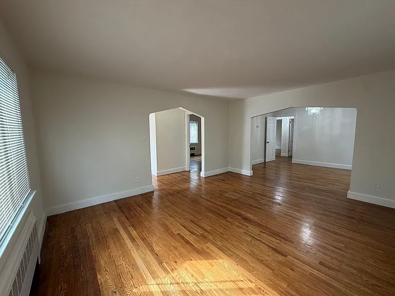 28 Sparrow St #28 — Photo 4