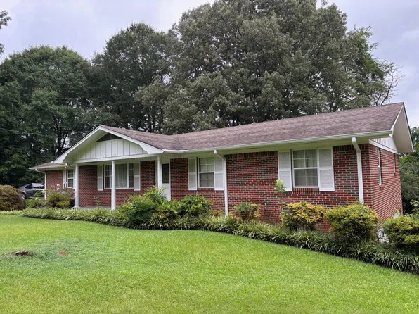 1315 Forest Dr SE, Bessemer, AL 35022