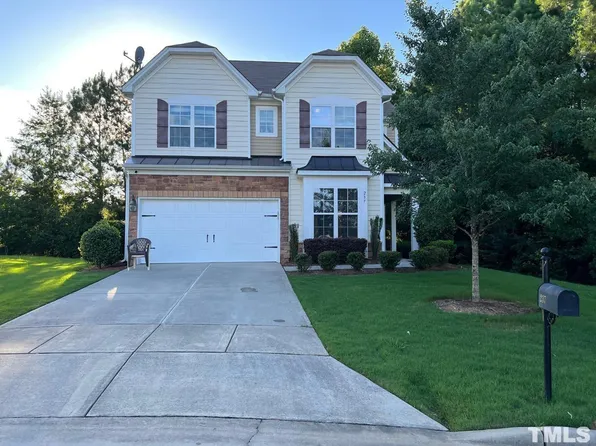 237 Hammond Wood Pl, Morrisville, NC 27560