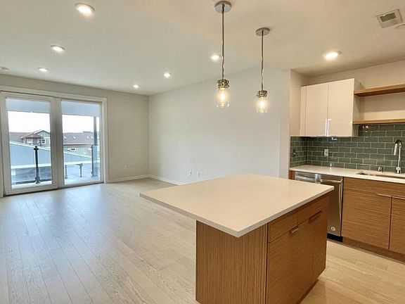2nd image of 476 Enterprise Blvd #216