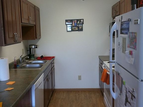 5th image of 1225 Vine St APT 1