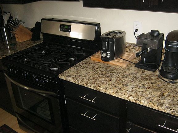 3rd image of 454 Saint Francis St #328f874cd