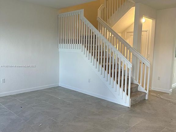 4th image of 1639 SE 26th St #1639