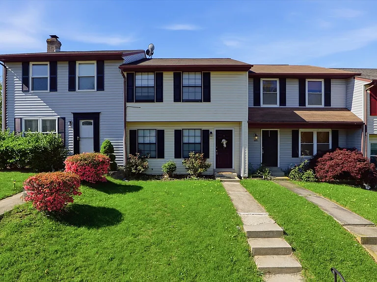 663 Johahn Dr — Photo 22