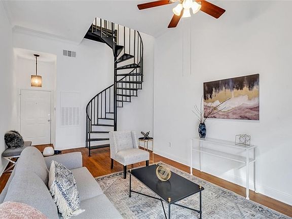 4th image of 760 Magazine St APT 222