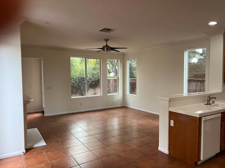 13561 Lavender Way — Photo 12