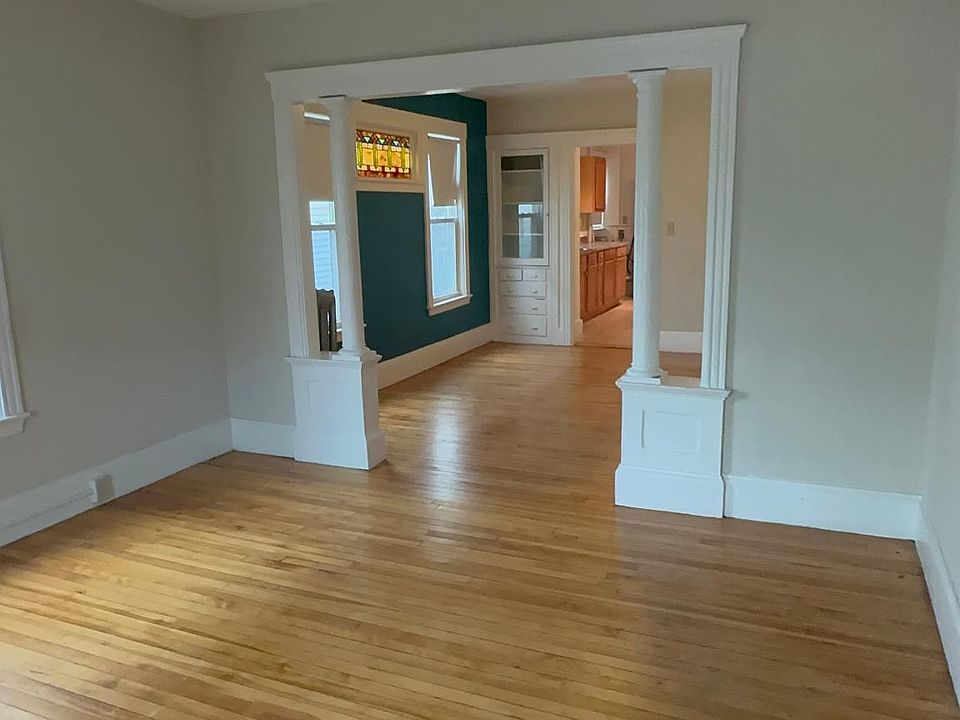 Entrance into living area