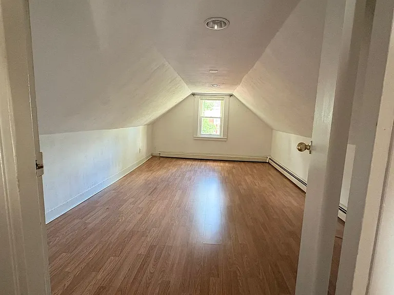Bedroom2