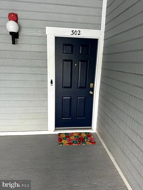 2 bed, 2.0 bath, 999 sqft, $2,300 — Photo 2