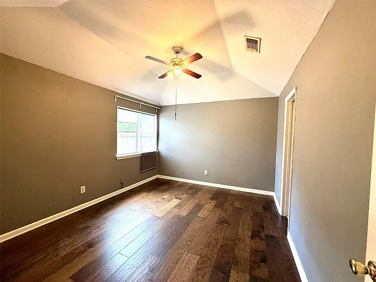 13222 Pebblewalk Cir N — Photo 17