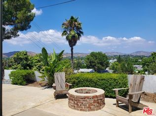 6176 Dalecrest Ave, Woodland Hills, CA 91367