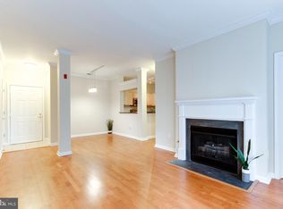 4551 Strutfield Ln APT 4313, Alexandria, VA