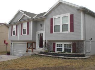 1701 Winding Creek St, Cameron, MO 64429