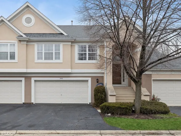 3004 Lexington Ln #8R42, Glenview, IL 60026