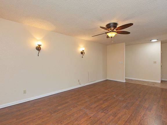 3rd image of 12220 190th Avenue Ct E