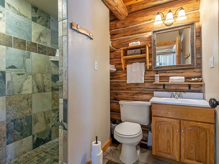 5077 Pine Dr — Photo 20