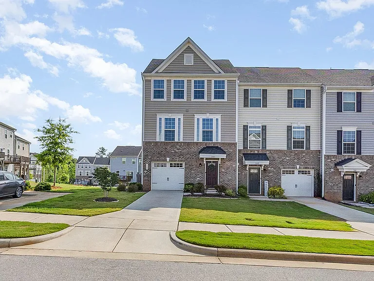 235 Misty Pike Dr — Photo 24